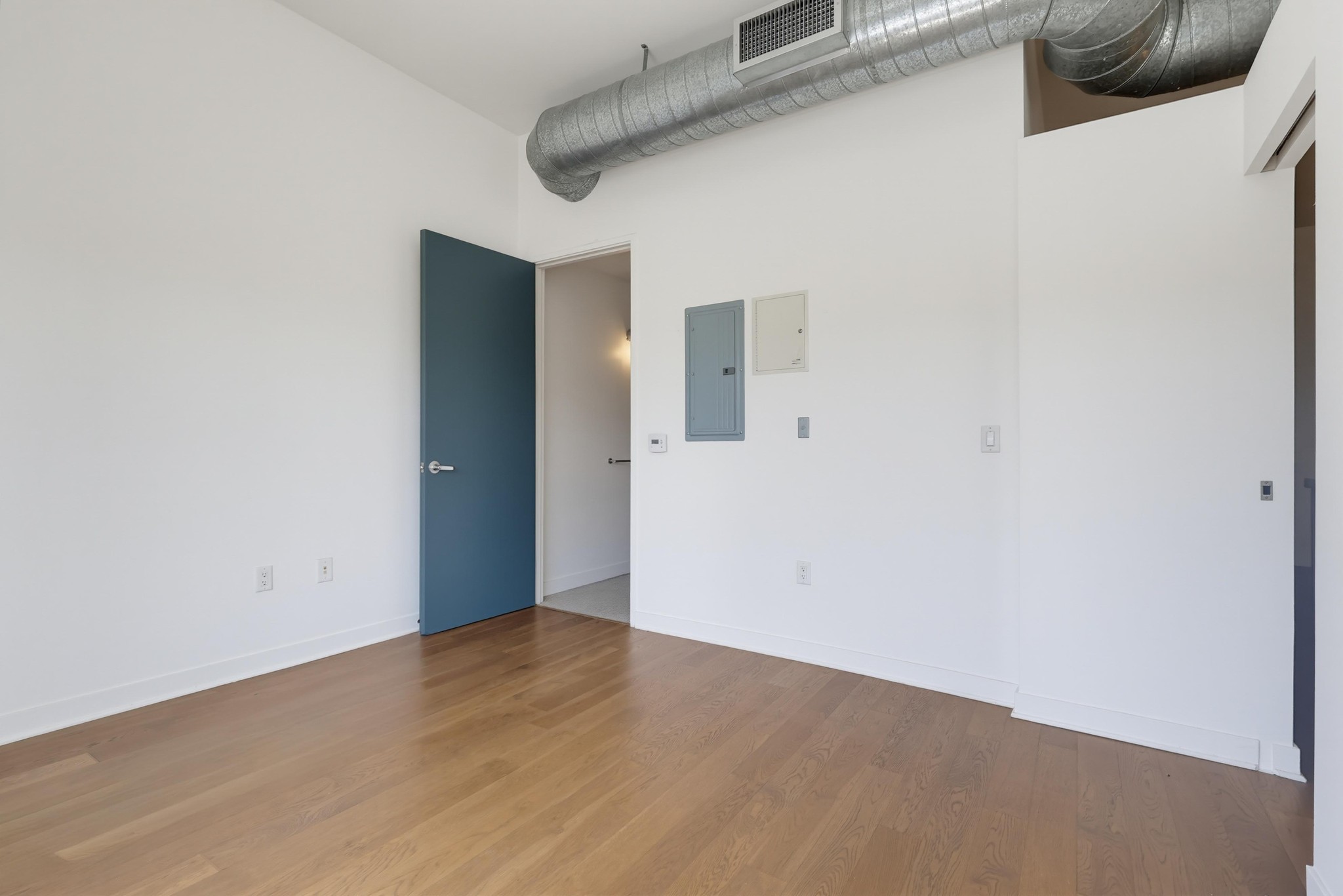 Virtual tour photo 58 of 90 for 4080 Glencoe Ave Unit 408