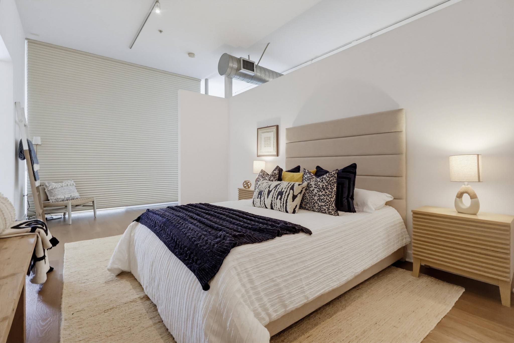 Virtual tour photo 66 of 90 for 4080 Glencoe Ave Unit 408