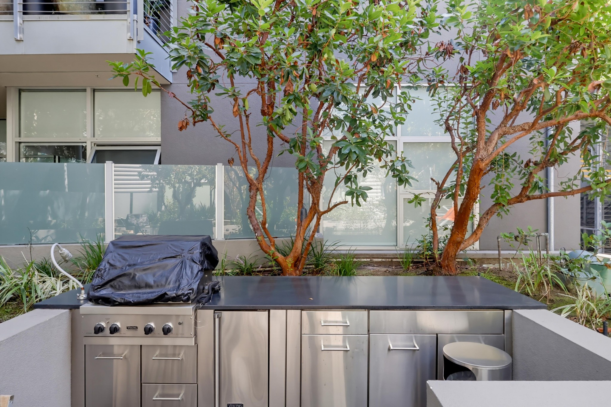 Virtual tour photo 87 of 90 for 4080 Glencoe Ave Unit 408
