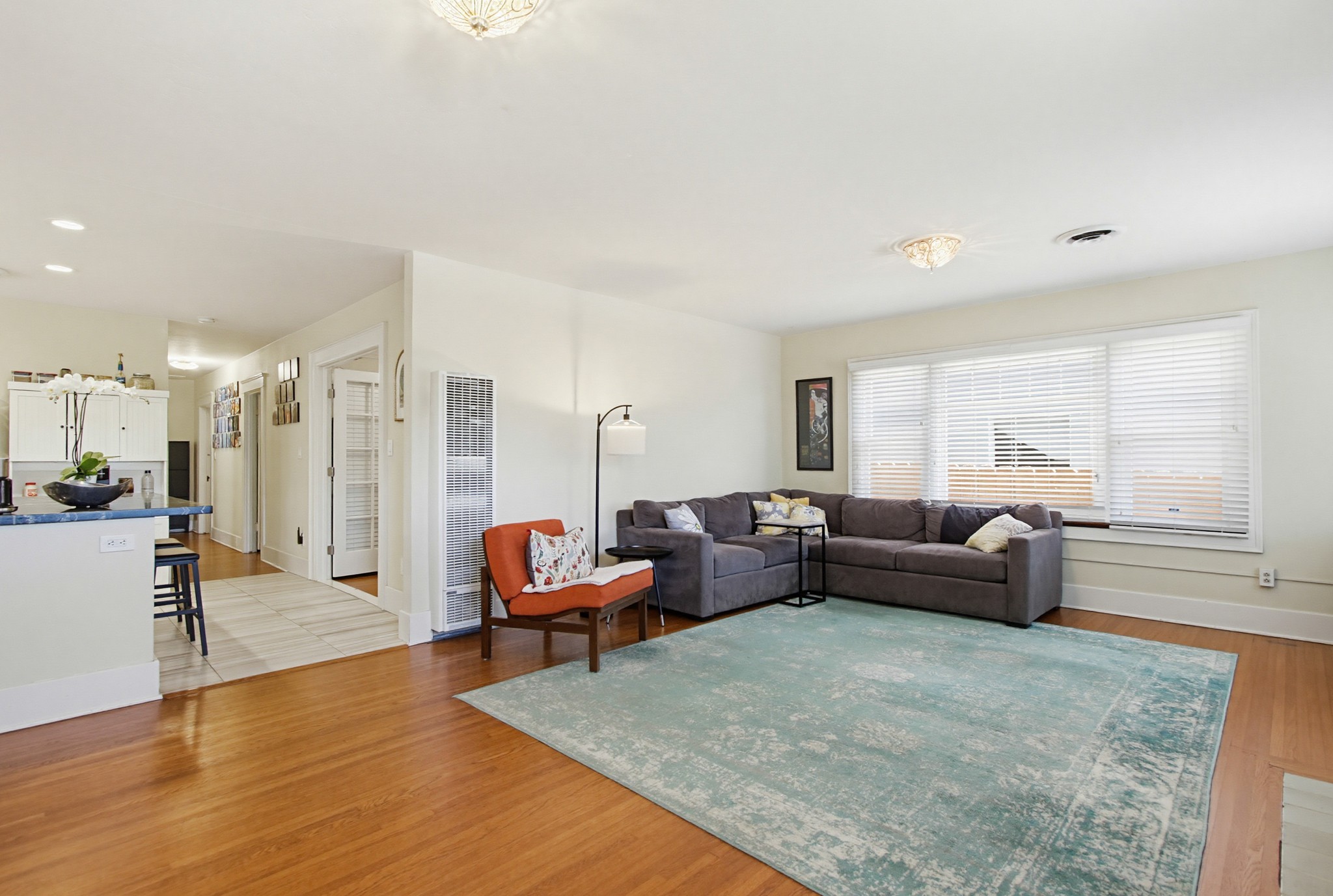 Virtual tour photo 11 of 60 for 4081 First Ave.