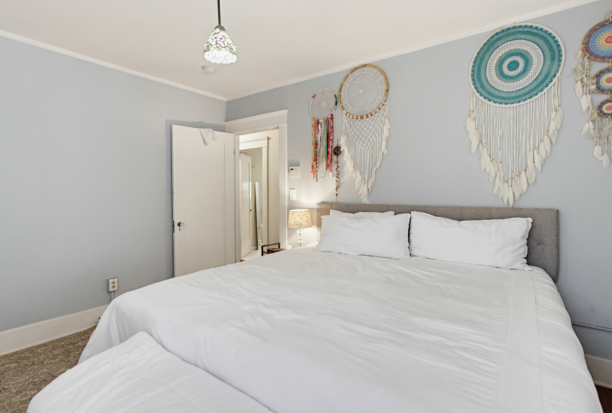 Virtual tour photo 28 of 60 for 4081 First Ave.