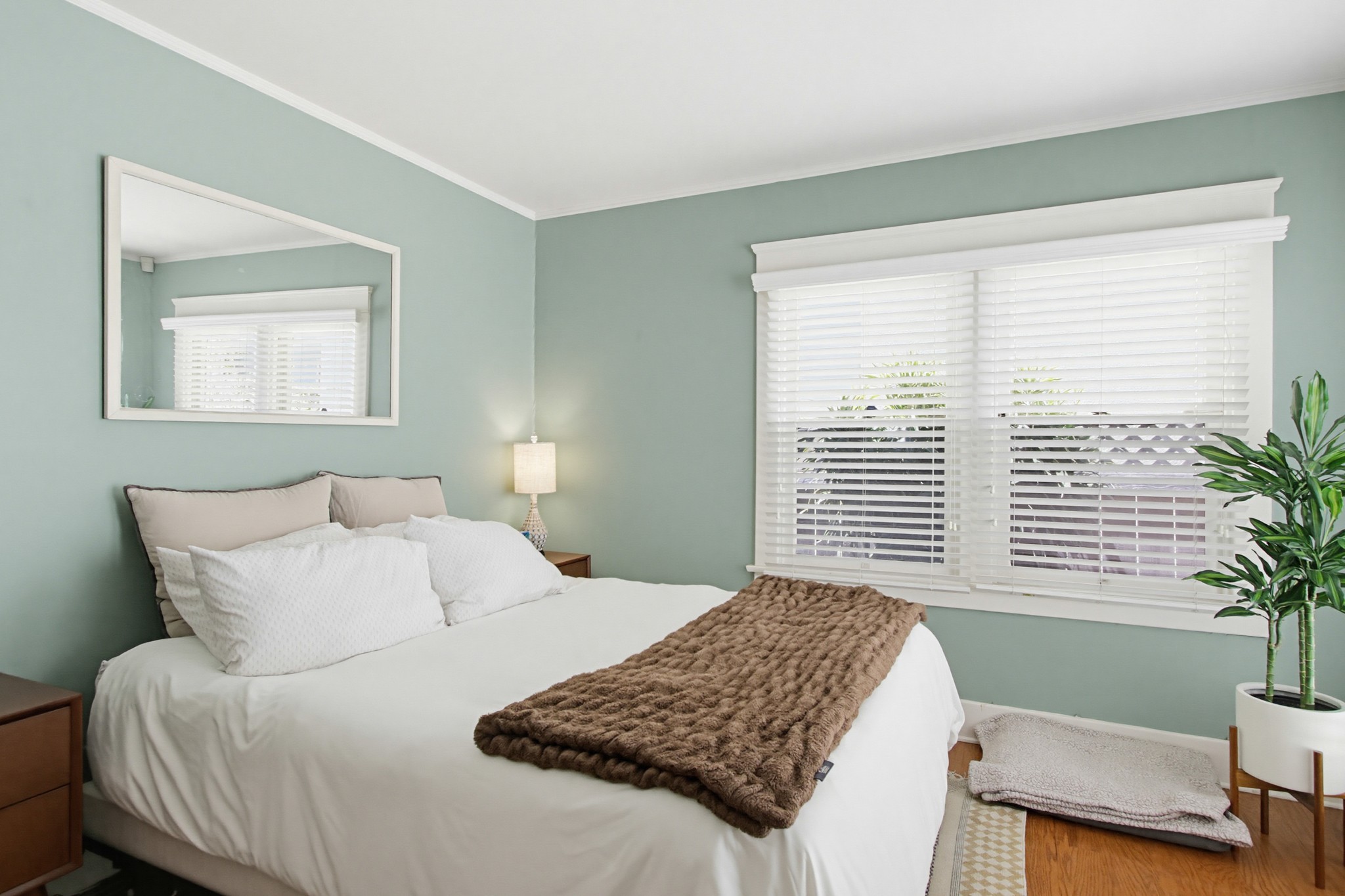 Virtual tour photo 31 of 60 for 4081 First Ave.