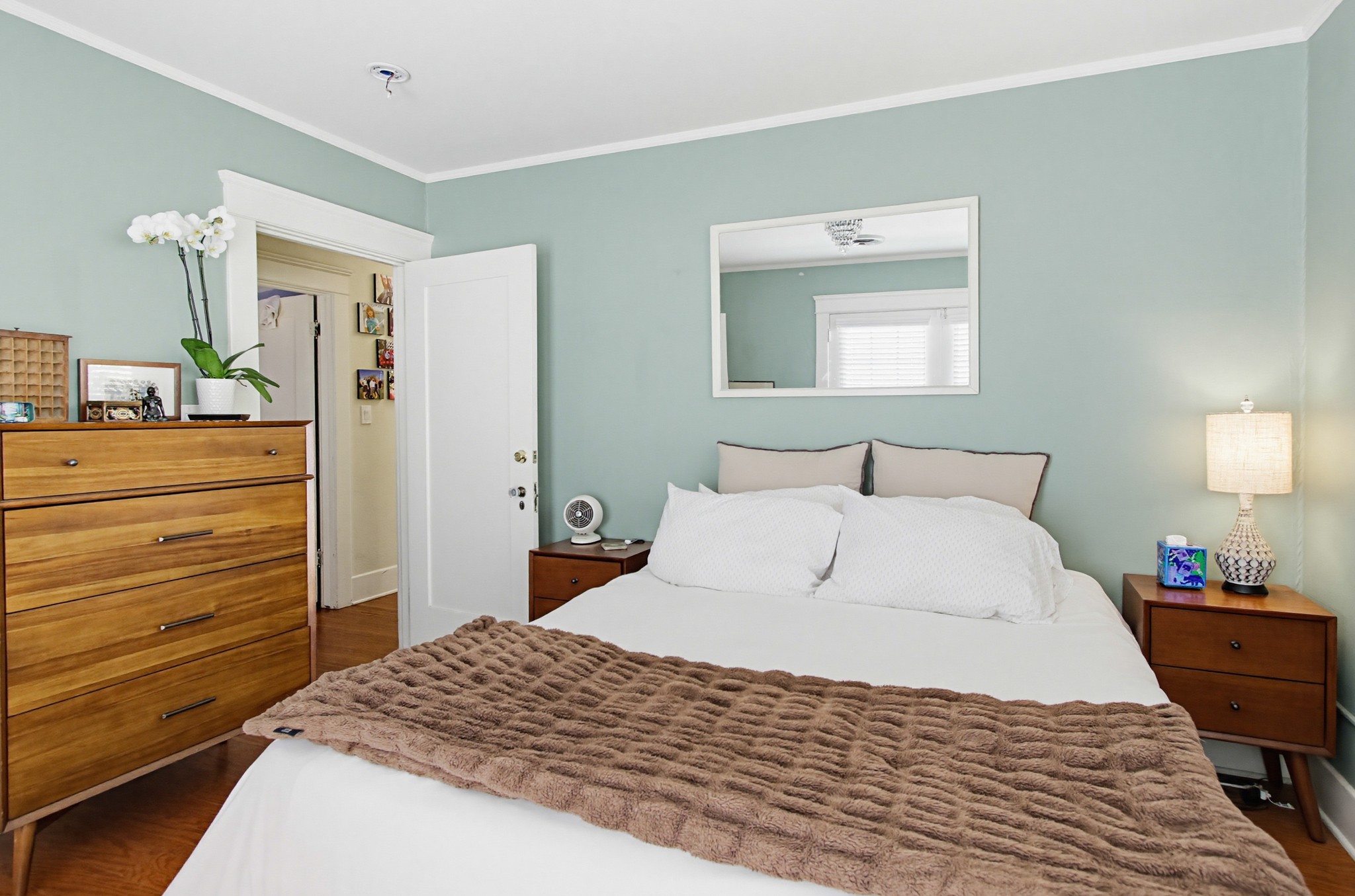 Virtual tour photo 33 of 60 for 4081 First Ave.