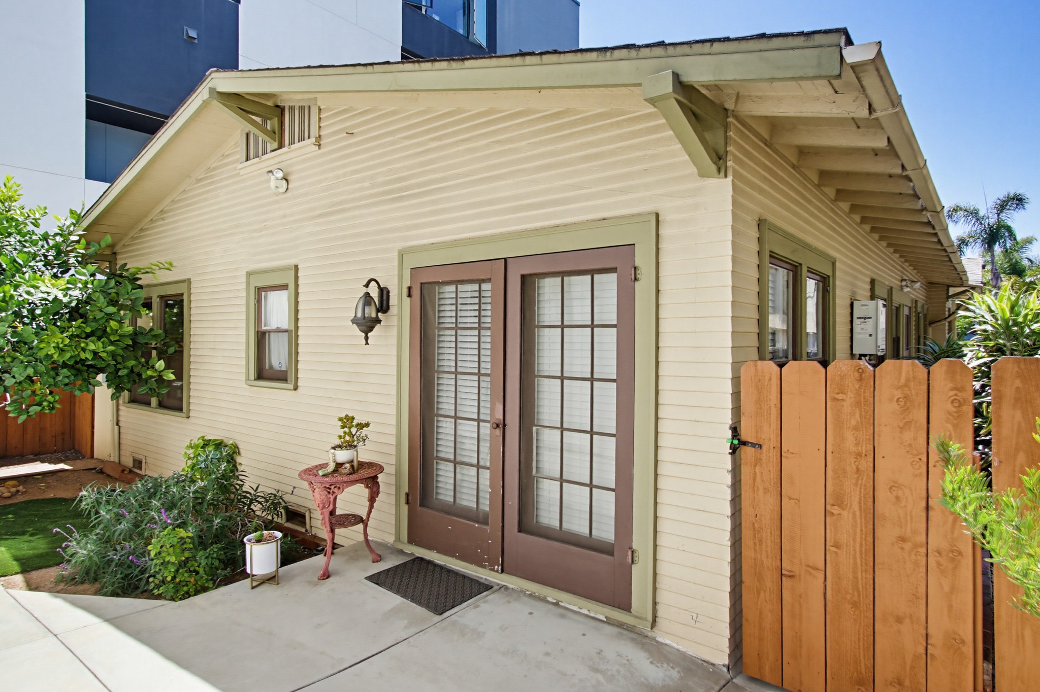 Virtual tour photo 41 of 60 for 4081 First Ave.