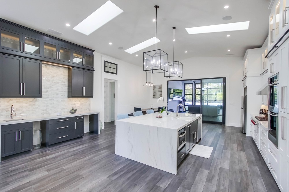 Virtual tour photo 15 of 53 for 4081 Forney Ave