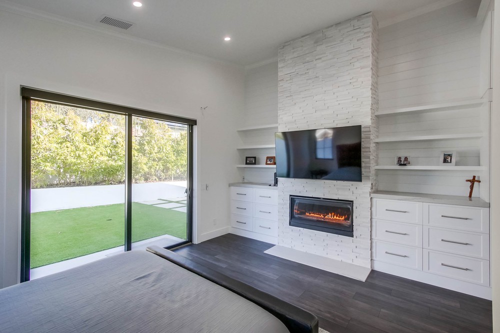 Virtual tour photo 32 of 53 for 4081 Forney Ave