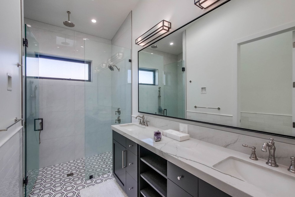 Virtual tour photo 33 of 53 for 4081 Forney Ave