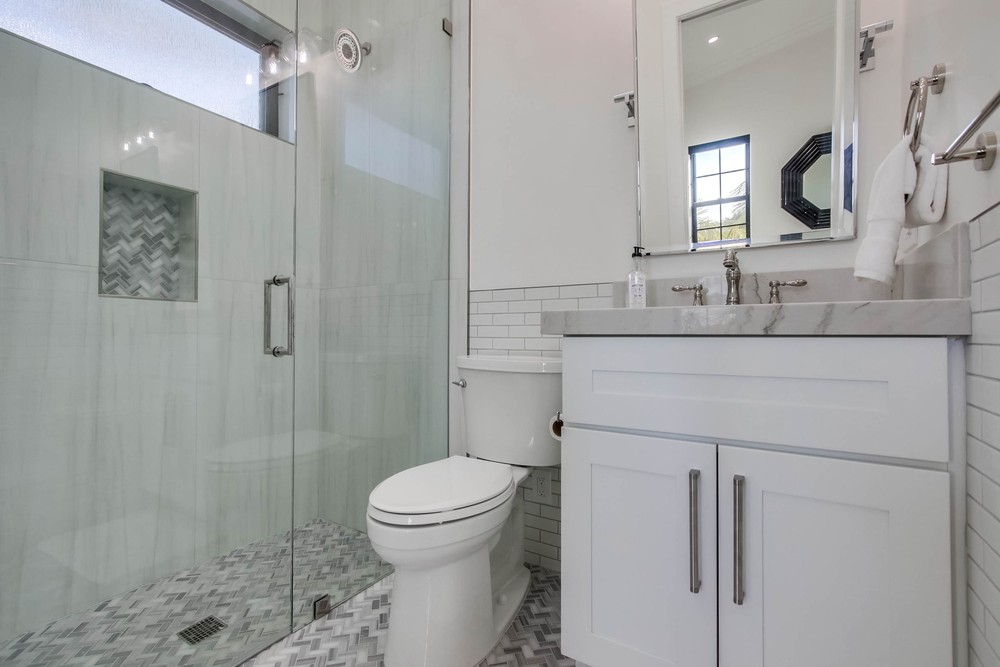 Virtual tour photo 36 of 53 for 4081 Forney Ave
