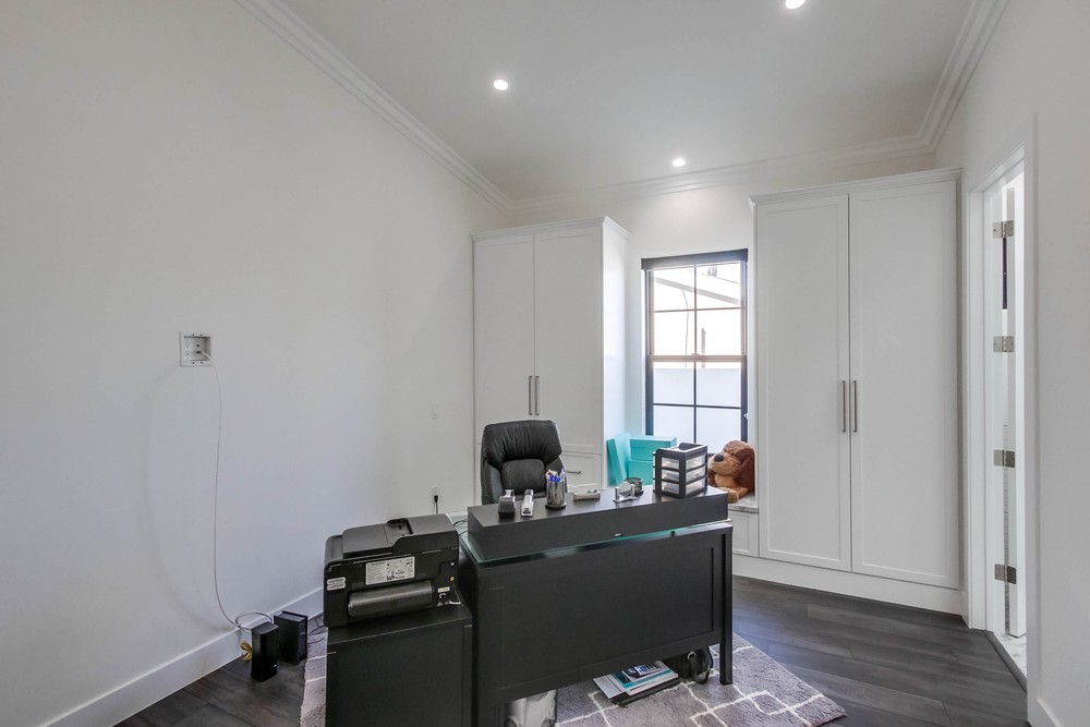 Virtual tour photo 40 of 53 for 4081 Forney Ave
