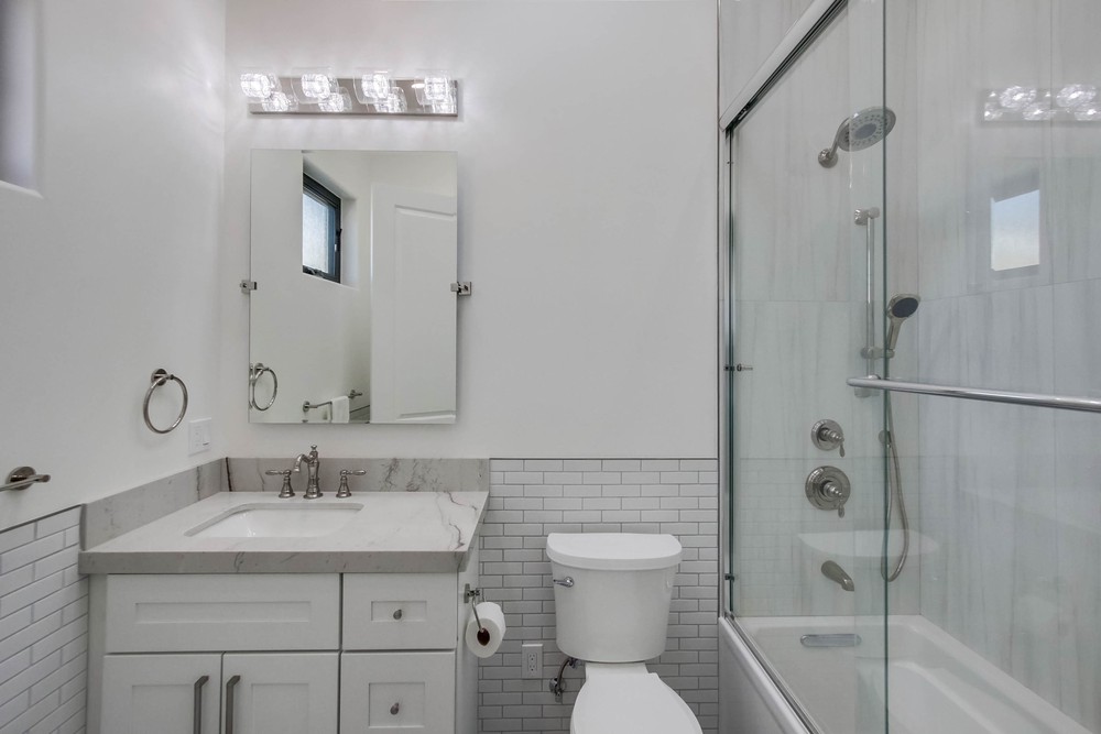 Virtual tour photo 41 of 53 for 4081 Forney Ave