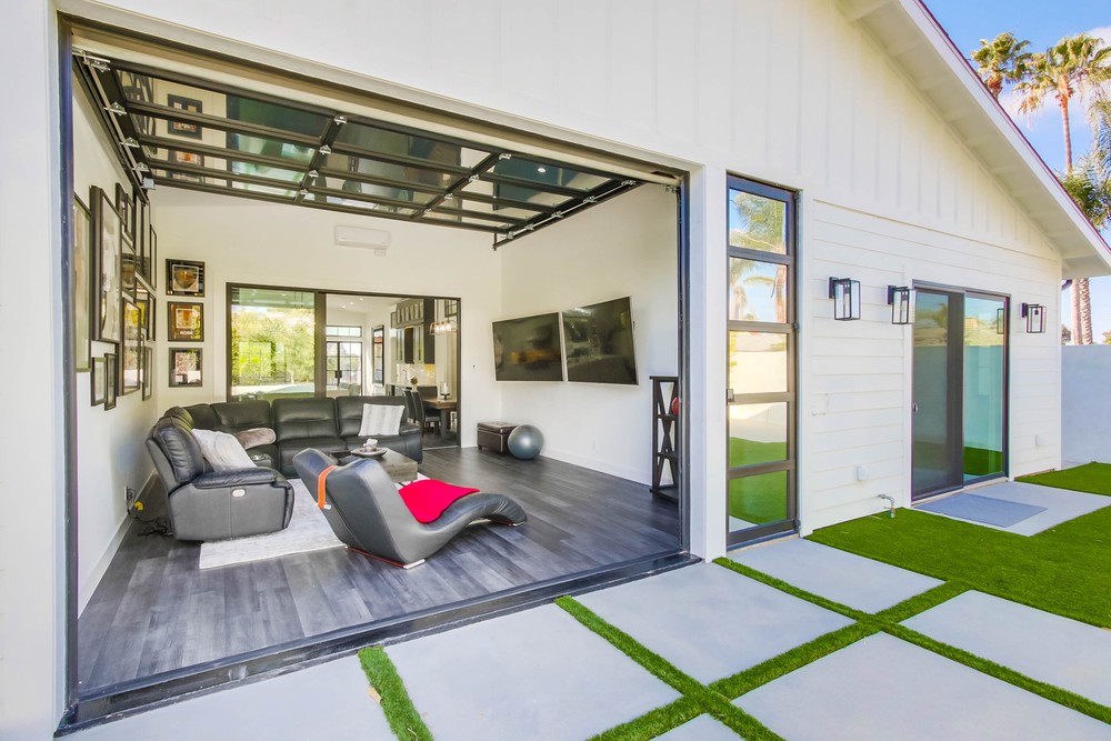 Virtual tour photo 44 of 53 for 4081 Forney Ave