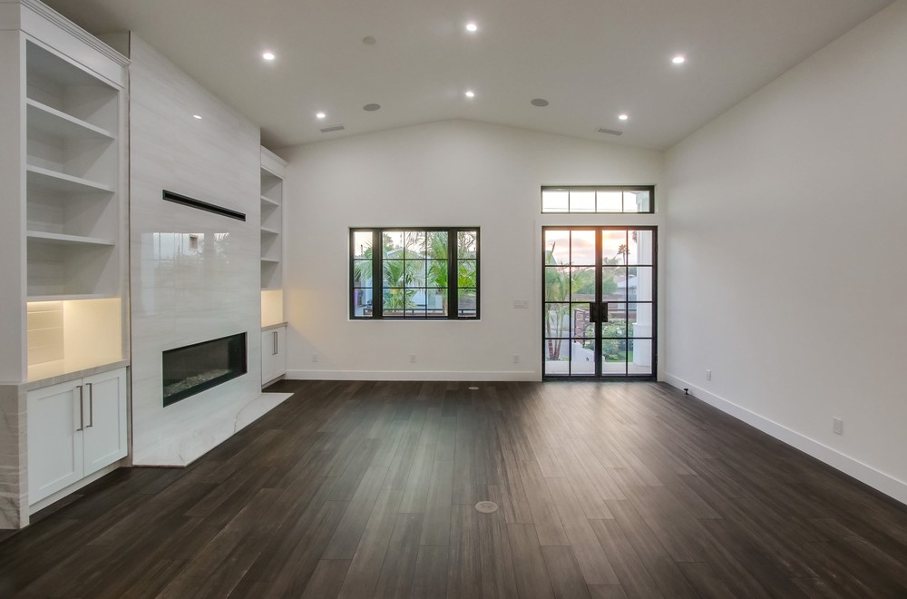 Virtual tour photo 16 of 92 for 4081 Forney Ave