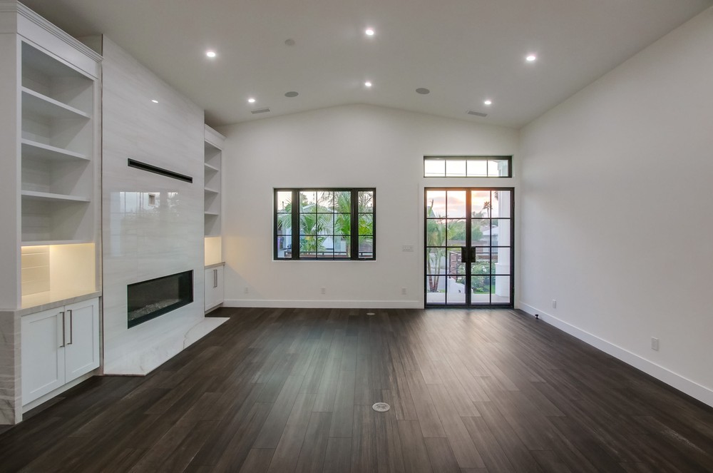 Virtual tour photo 19 of 92 for 4081 Forney Ave