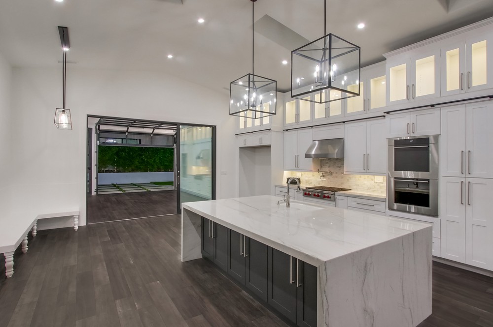 Virtual tour photo 23 of 92 for 4081 Forney Ave