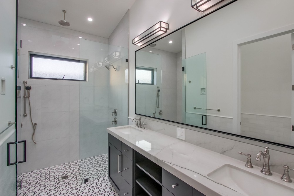 Virtual tour photo 41 of 92 for 4081 Forney Ave
