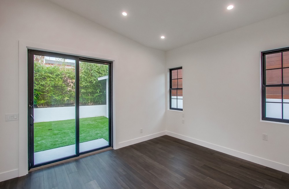 Virtual tour photo 45 of 92 for 4081 Forney Ave