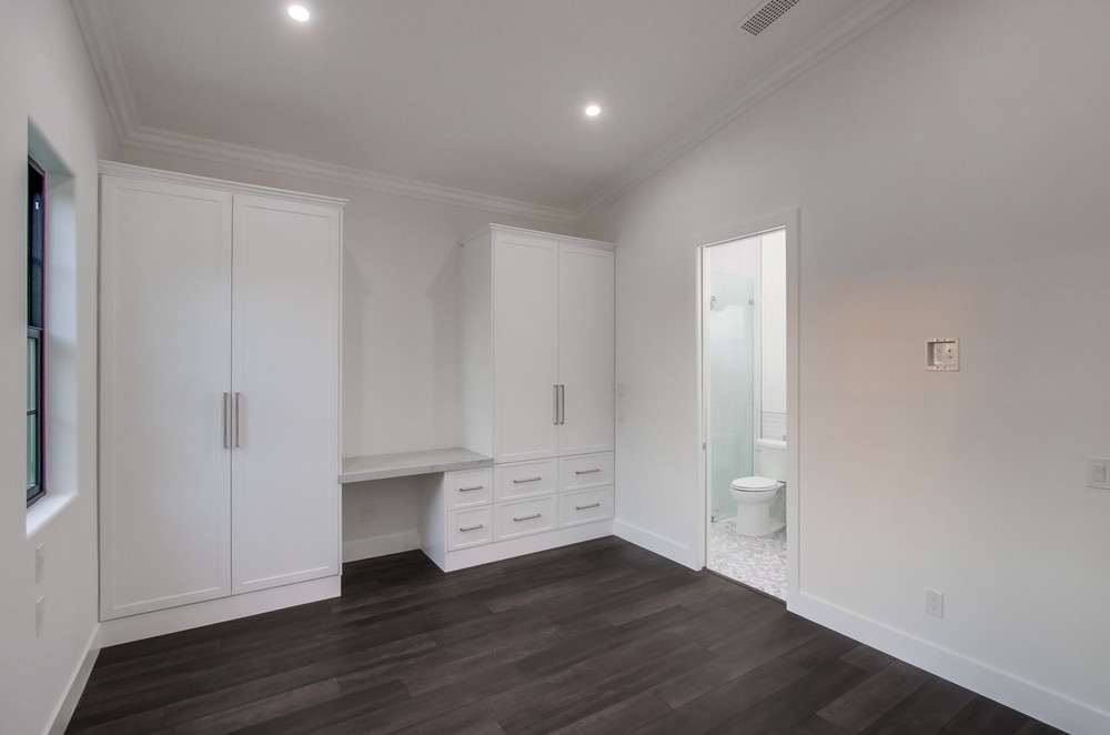 Virtual tour photo 52 of 92 for 4081 Forney Ave