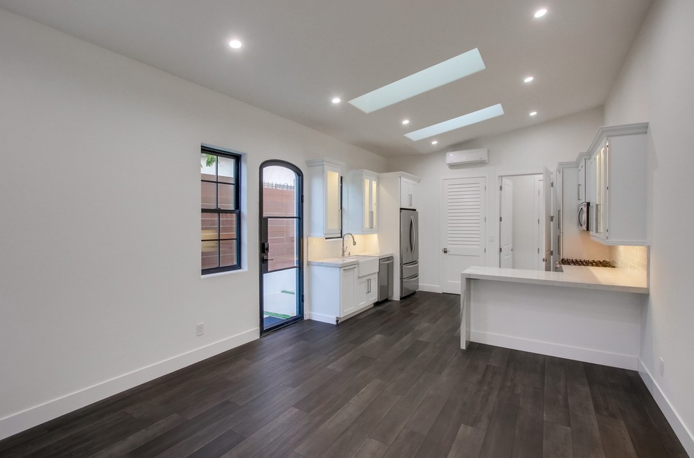 Virtual tour photo 56 of 92 for 4081 Forney Ave