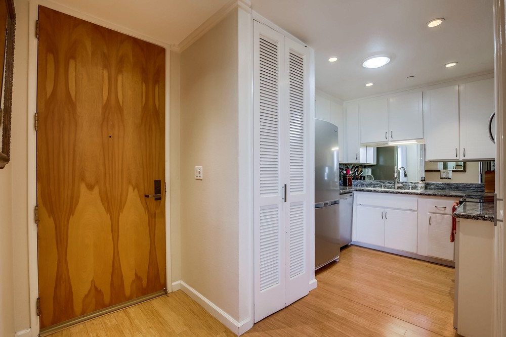 Virtual tour photo 13 of 33 for 4082 Albatross St