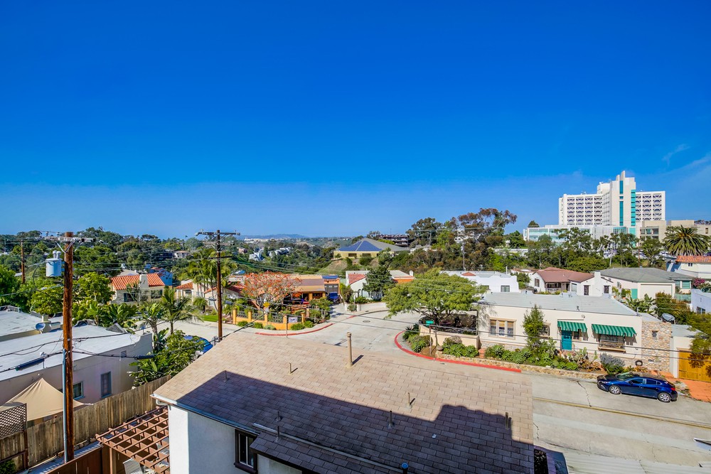 Virtual tour photo 29 of 33 for 4082 Albatross St