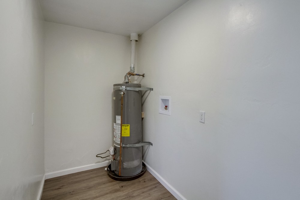 Virtual tour photo 26 of 32 for 4083 Epsilon St