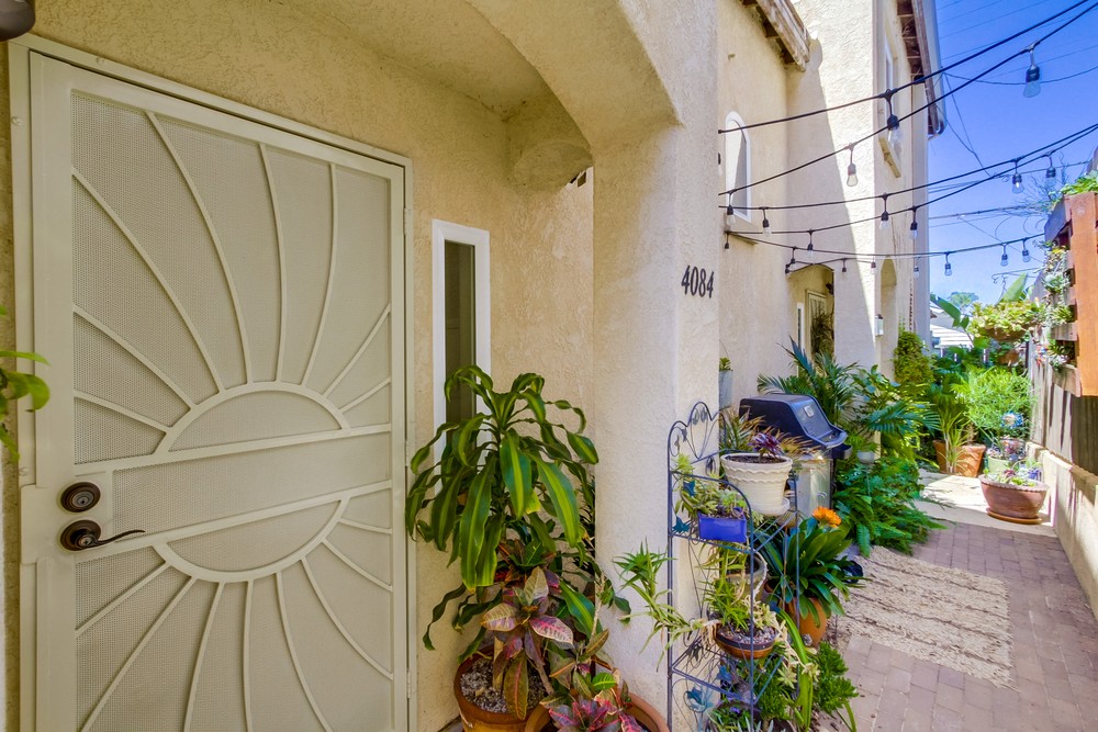 Virtual tour photo 3 of 26 for 4084 Texas St