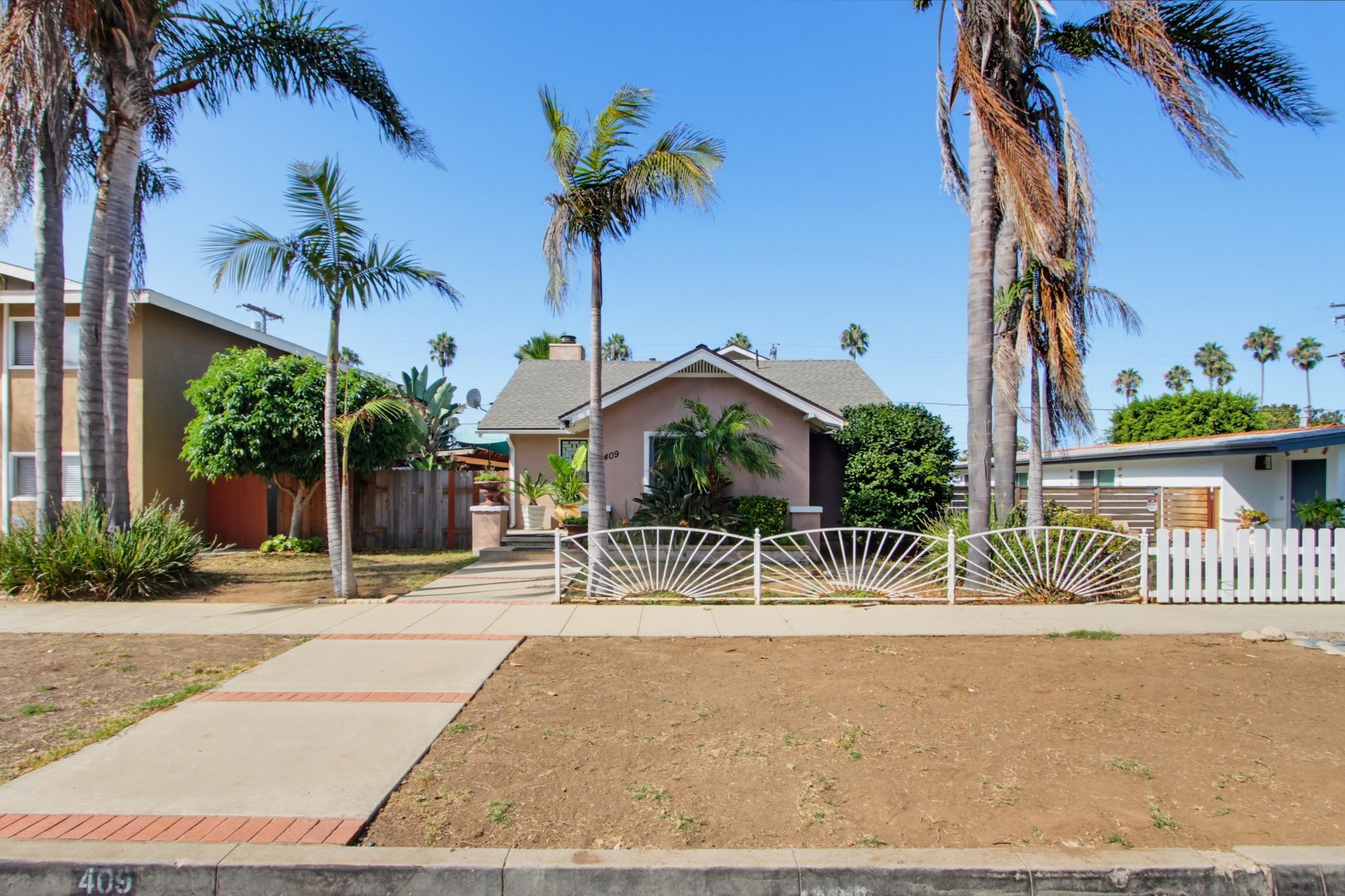 Virtual tour photo 3 of 55 for 409 S Freeman St