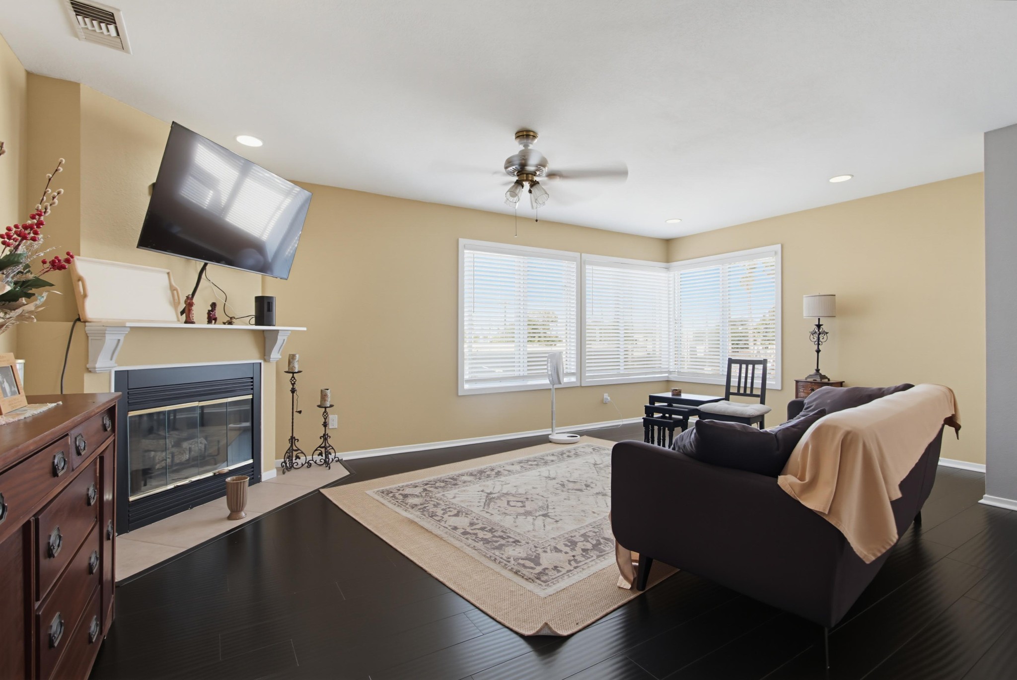 Virtual tour photo 32 of 55 for 409 S Freeman St