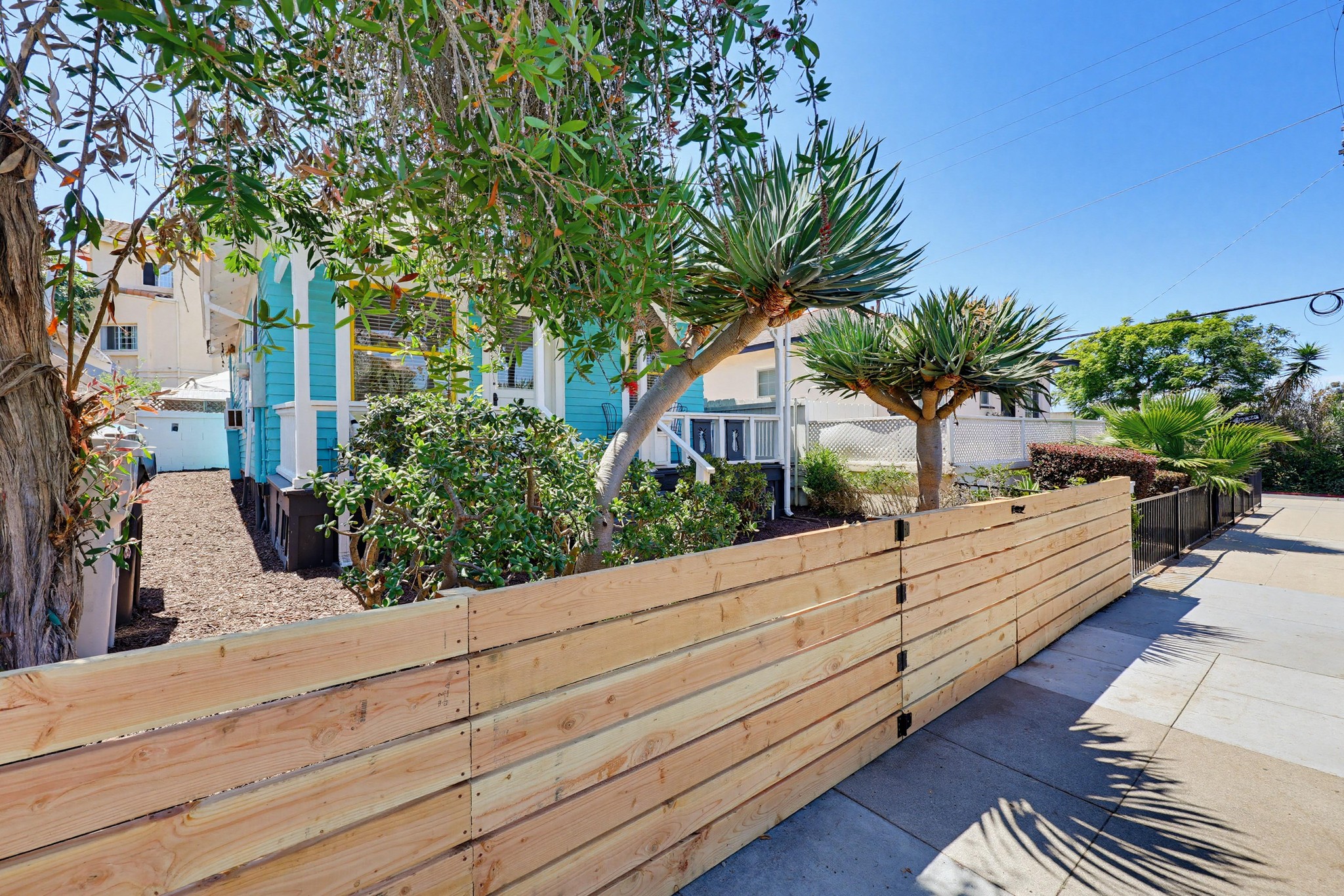 Virtual tour photo 3 of 46 for 4092 Goldfinch St