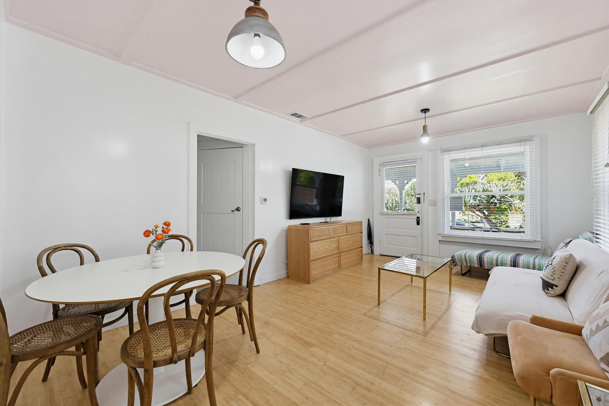 Virtual tour photo 22 of 46 for 4092 Goldfinch St
