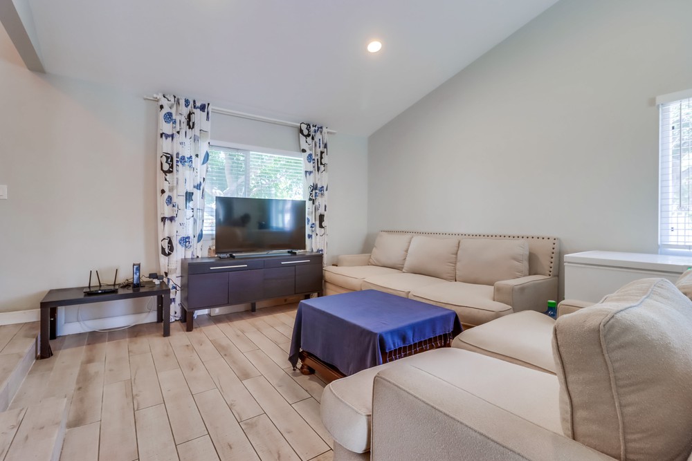 Virtual tour photo 9 of 37 for 4094 Mt Acadia Blvd