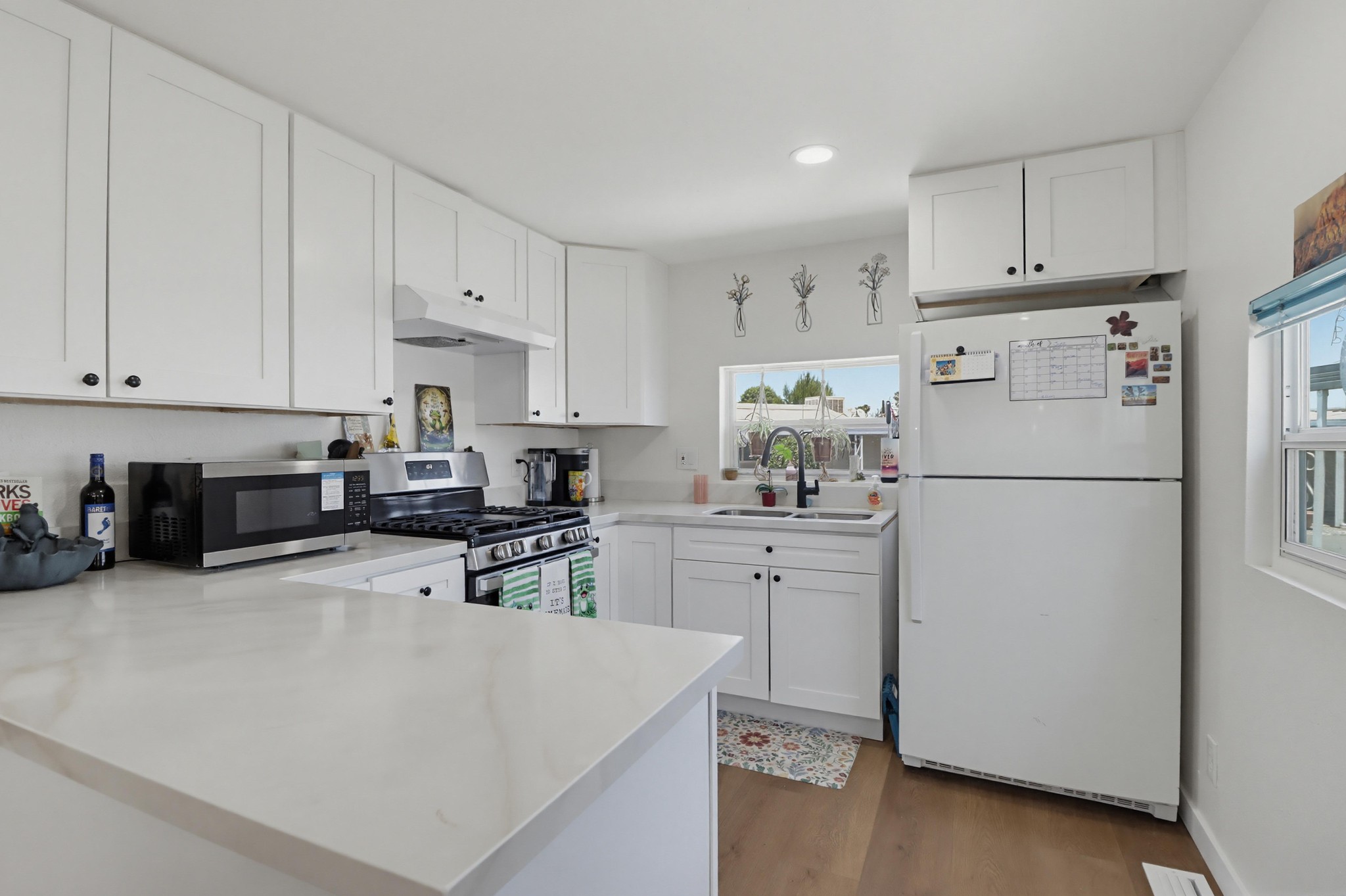 Virtual tour photo 13 of 28 for 410 S 1st St SPC 142