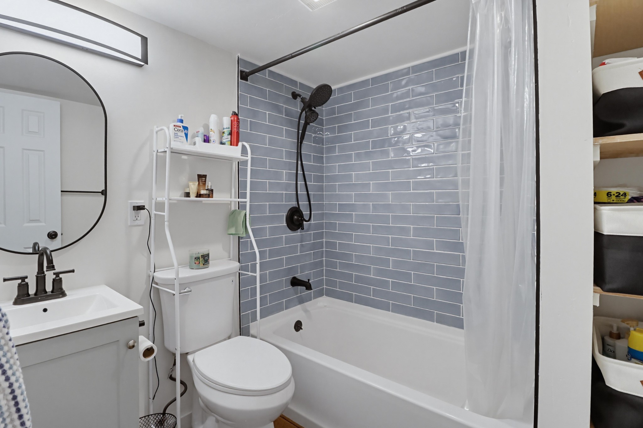 Virtual tour photo 17 of 28 for 410 S 1st St SPC 142