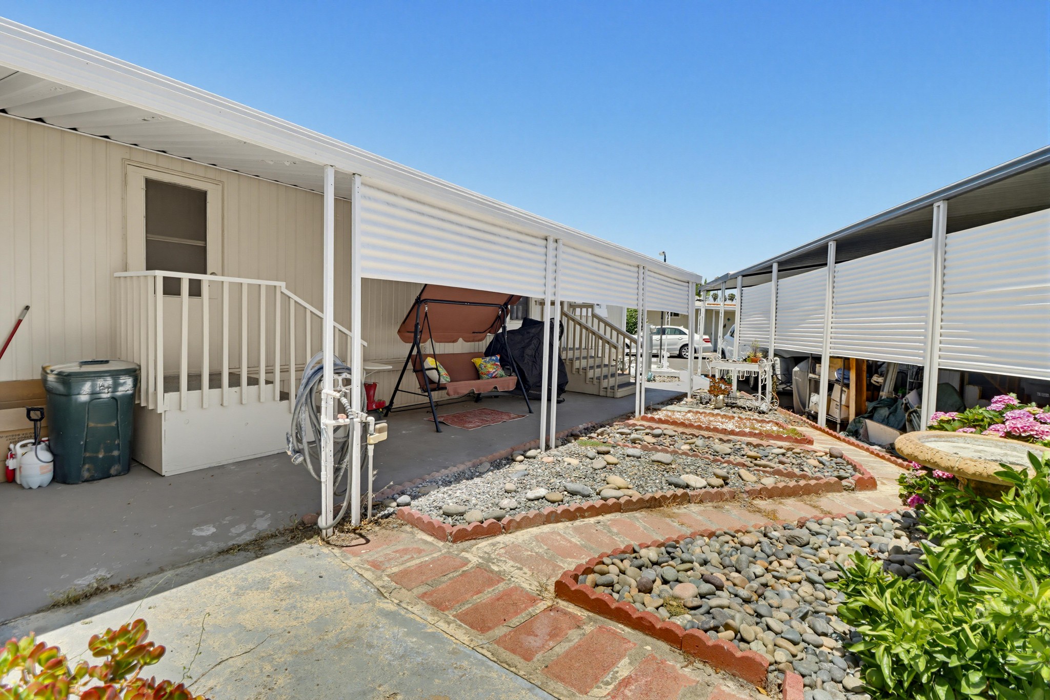 Virtual tour photo 23 of 28 for 410 S 1st St SPC 142