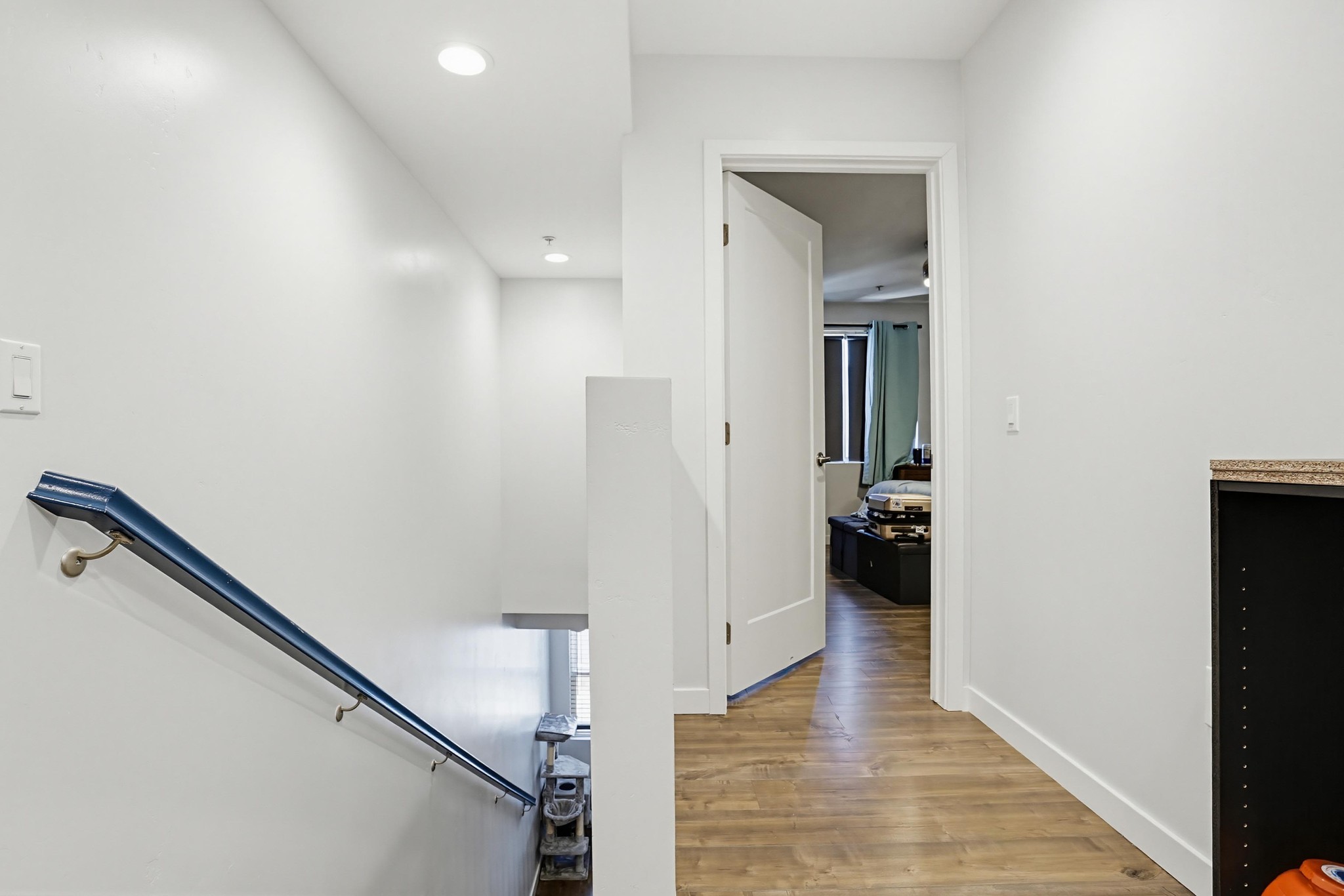 Virtual tour photo 17 of 29 for 4100 Voltaire St Unit 210