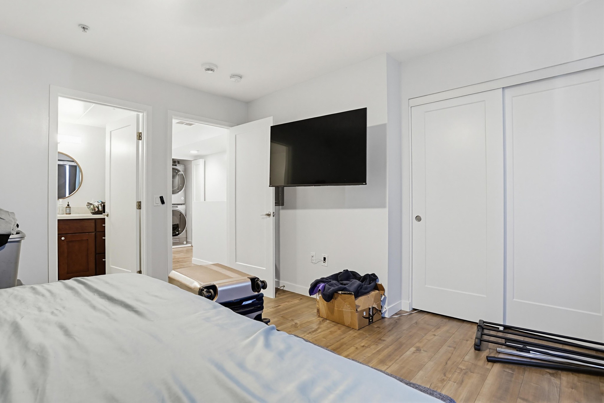 Virtual tour photo 24 of 29 for 4100 Voltaire St Unit 210