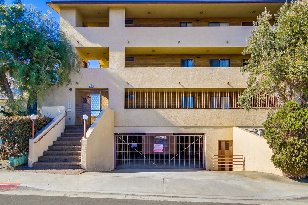 Virtual tour photo 3 of 49 for 4103 Asher St