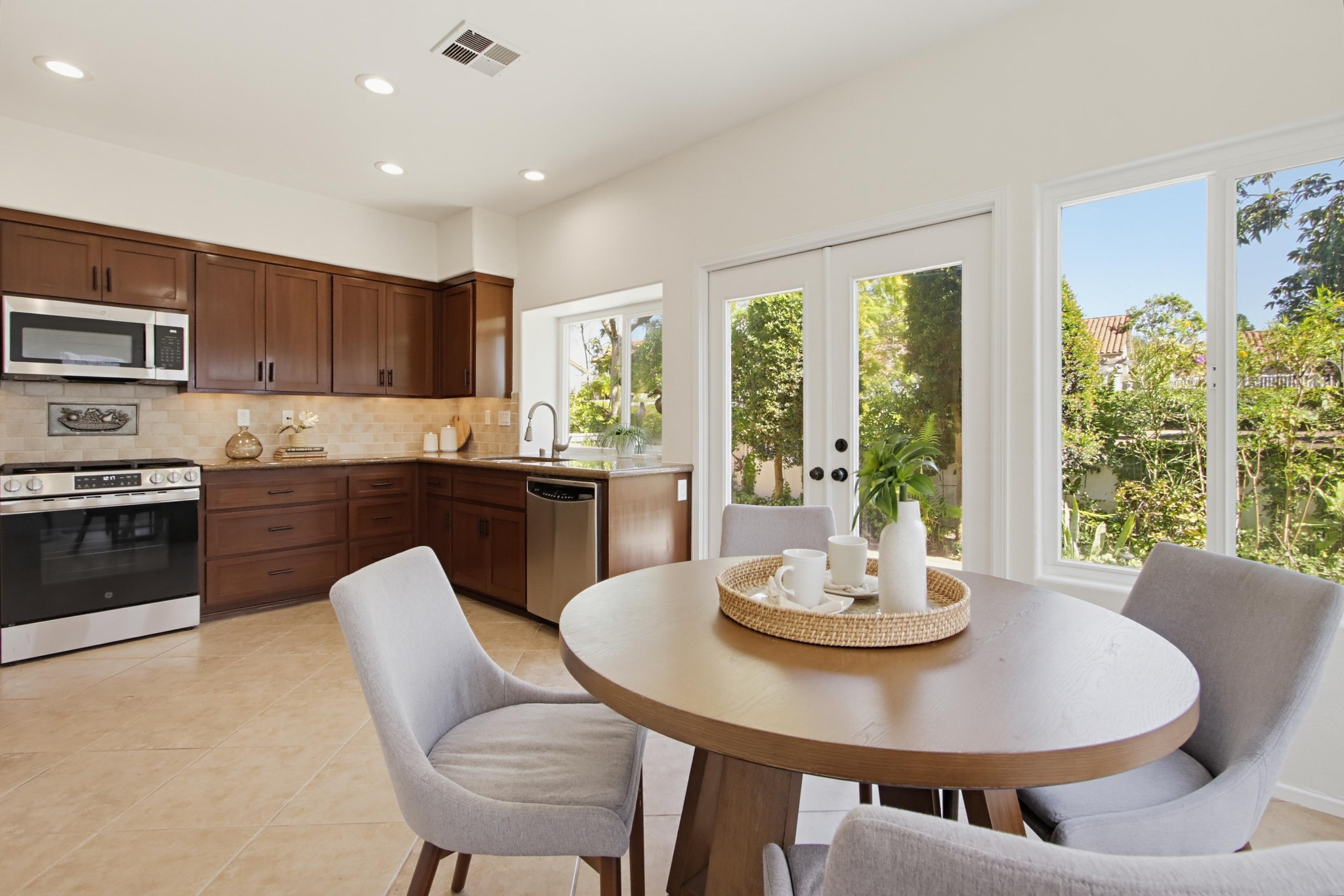 Virtual tour photo 22 of 55 for 4105 Pindar Way