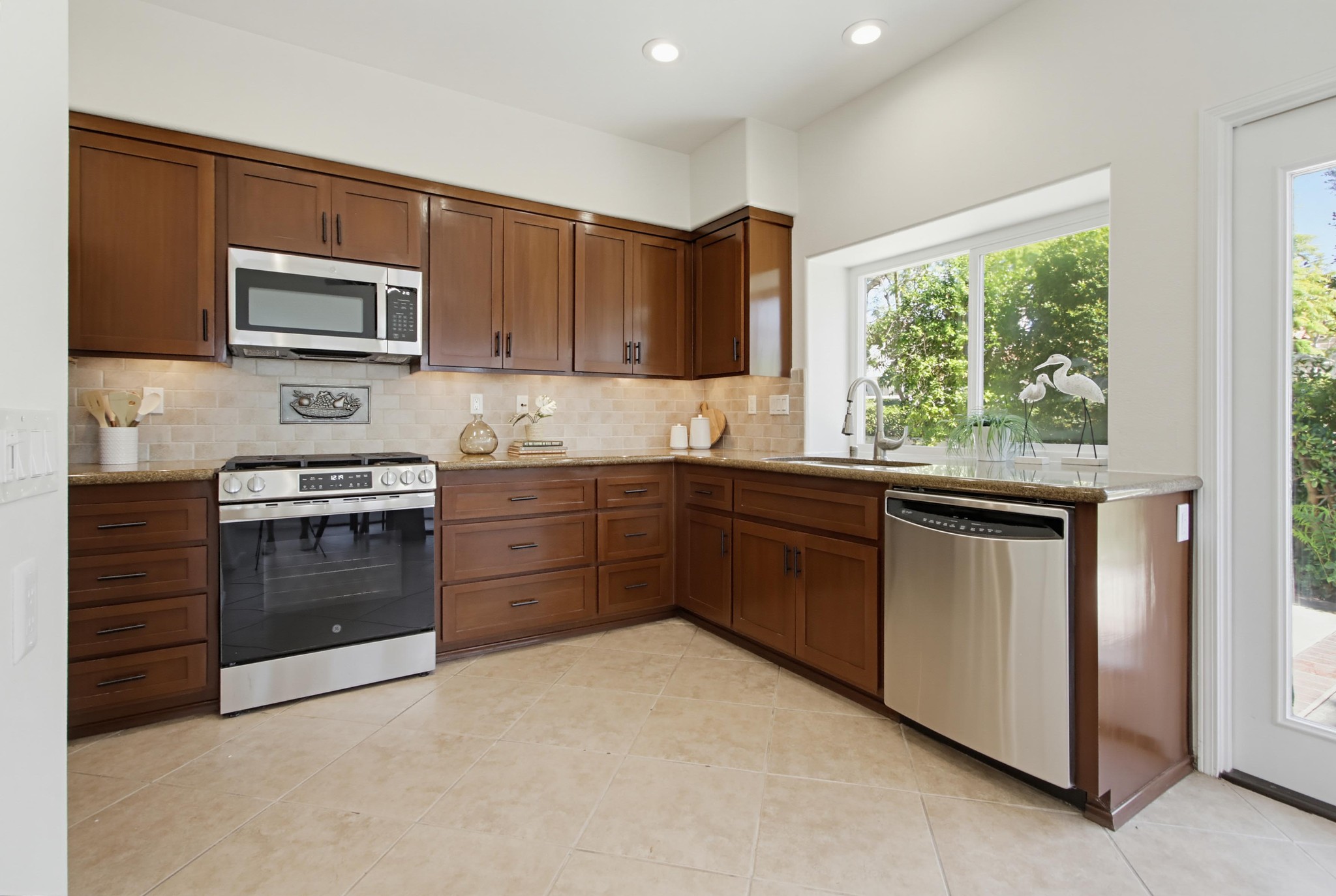 Virtual tour photo 24 of 55 for 4105 Pindar Way