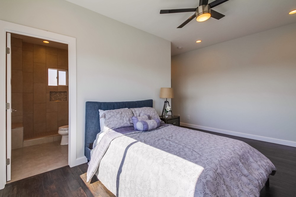 Virtual tour photo 24 of 42 for 4109 Wabash Ave