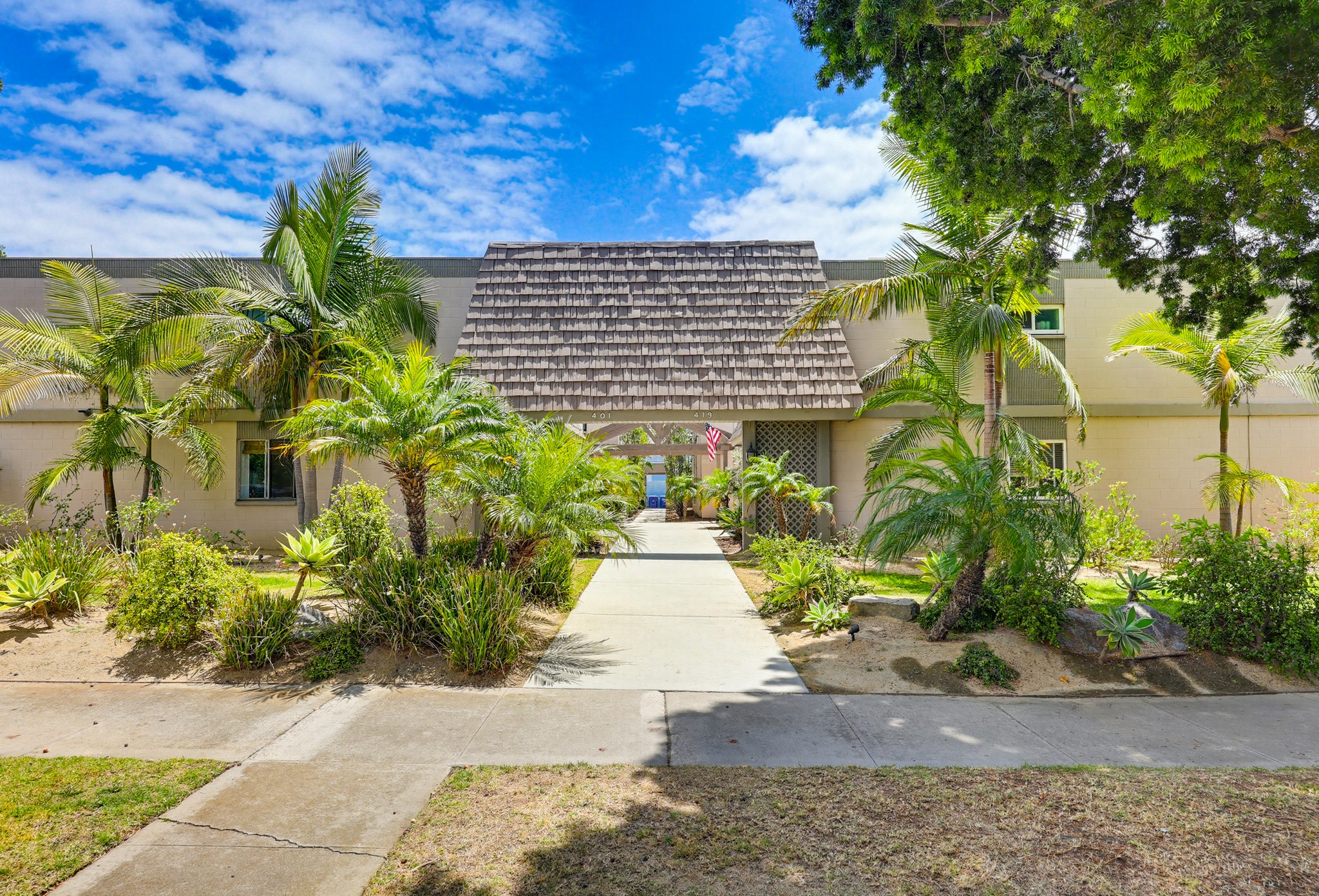 Virtual tour photo 1 of 65 for 411 C Ave