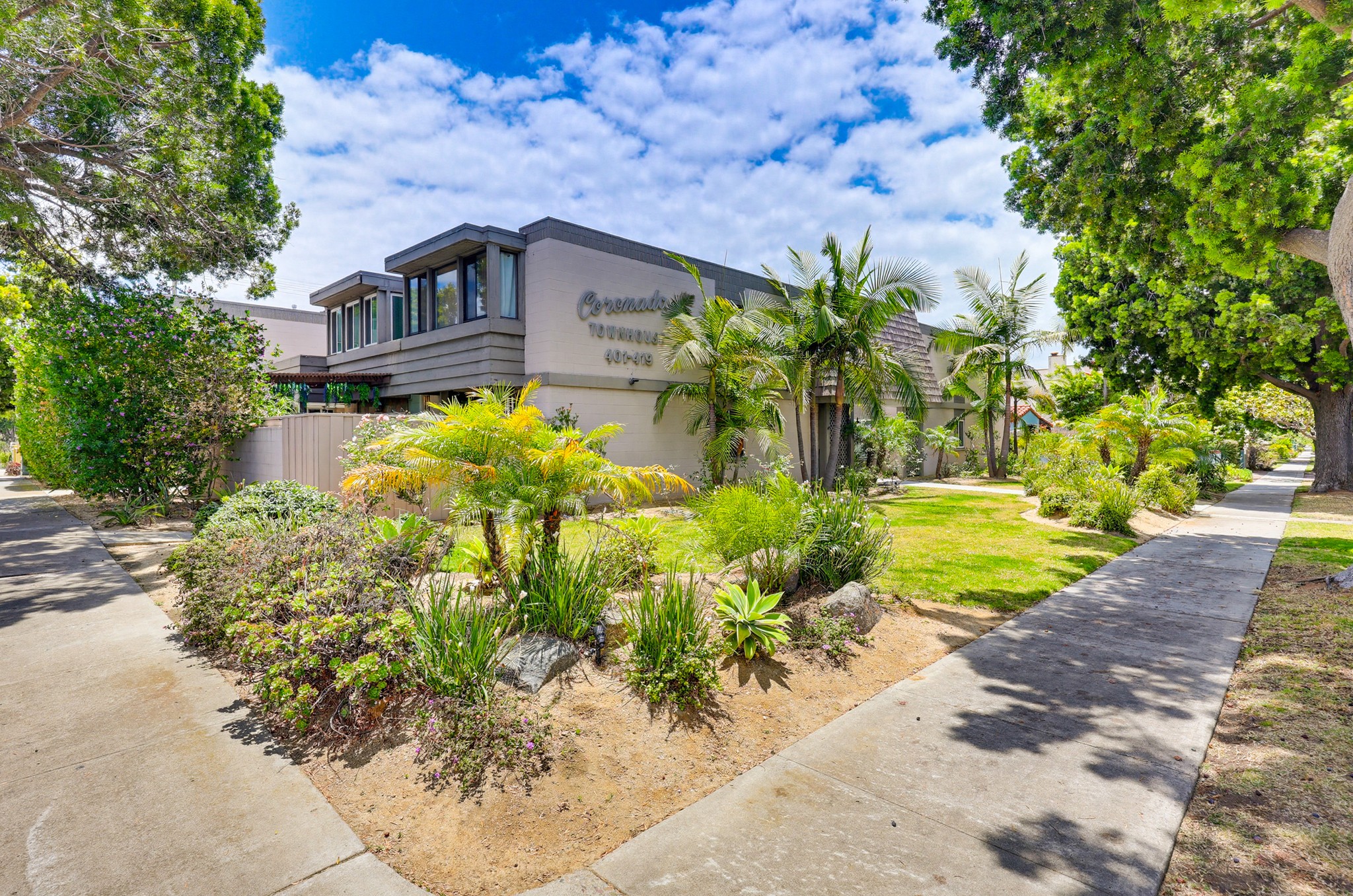 Virtual tour photo 4 of 65 for 411 C Ave