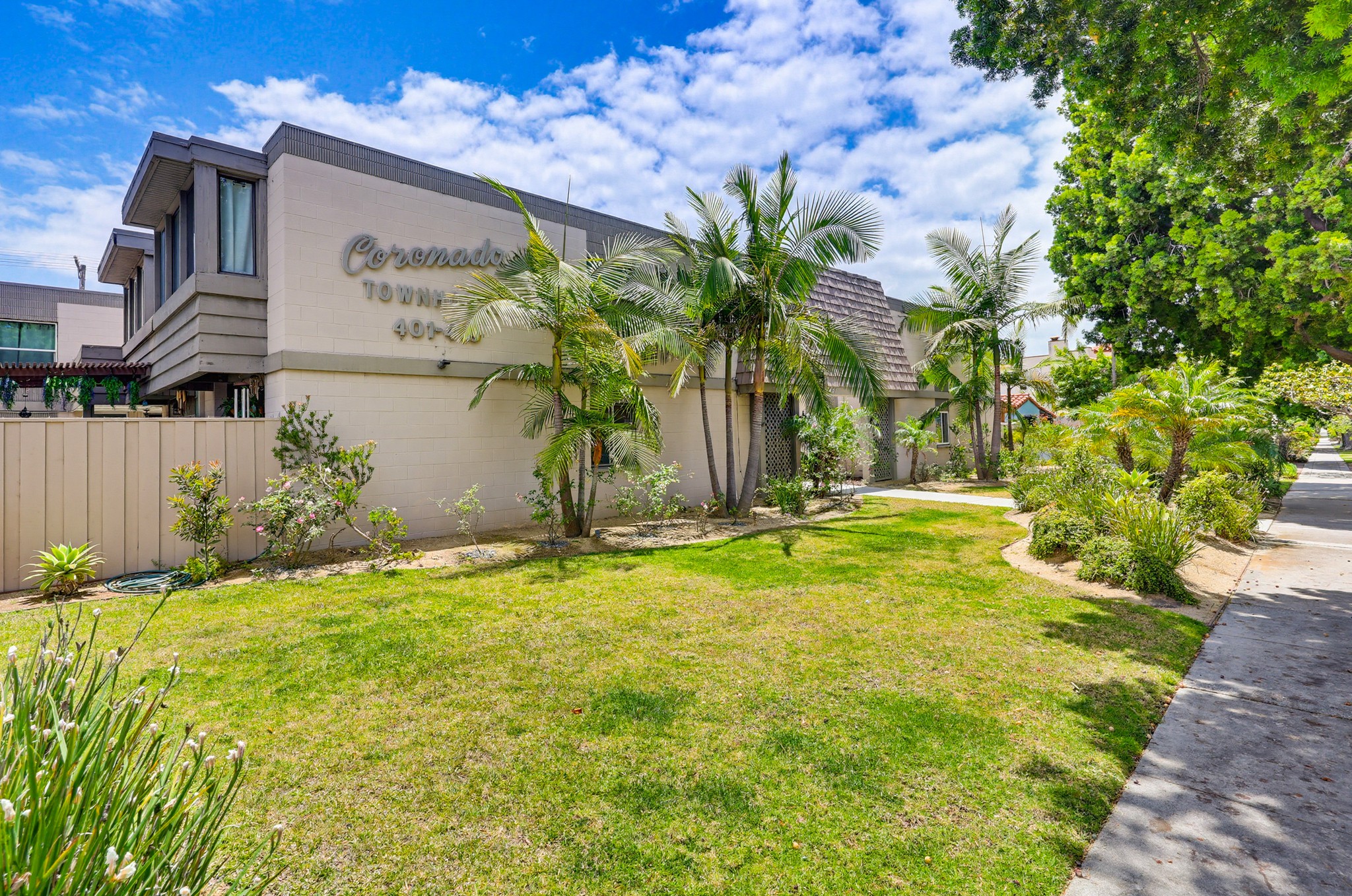Virtual tour photo 5 of 65 for 411 C Ave