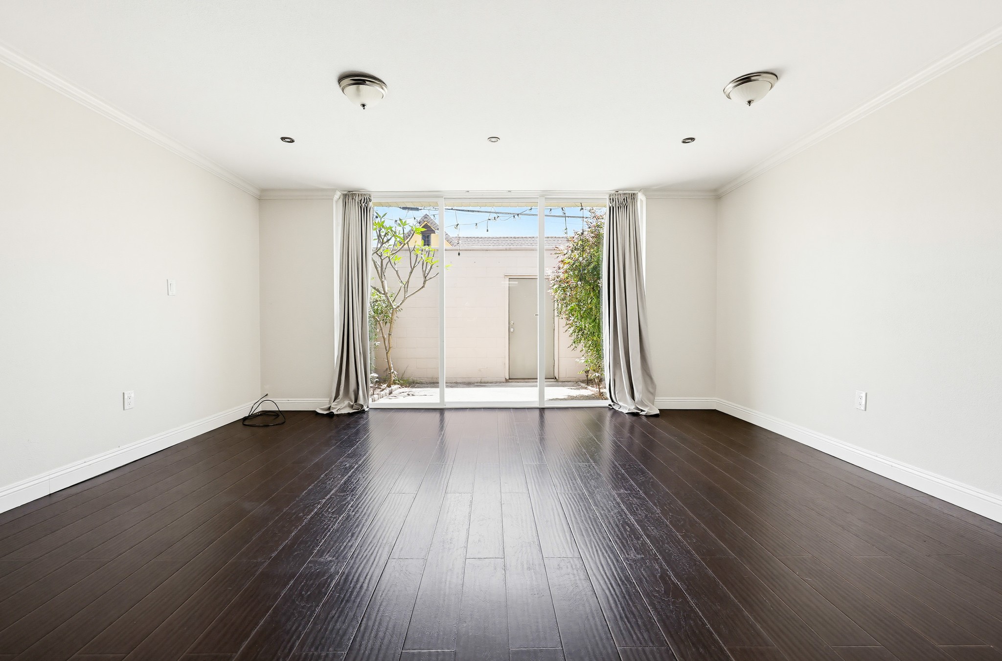 Virtual tour photo 14 of 65 for 411 C Ave
