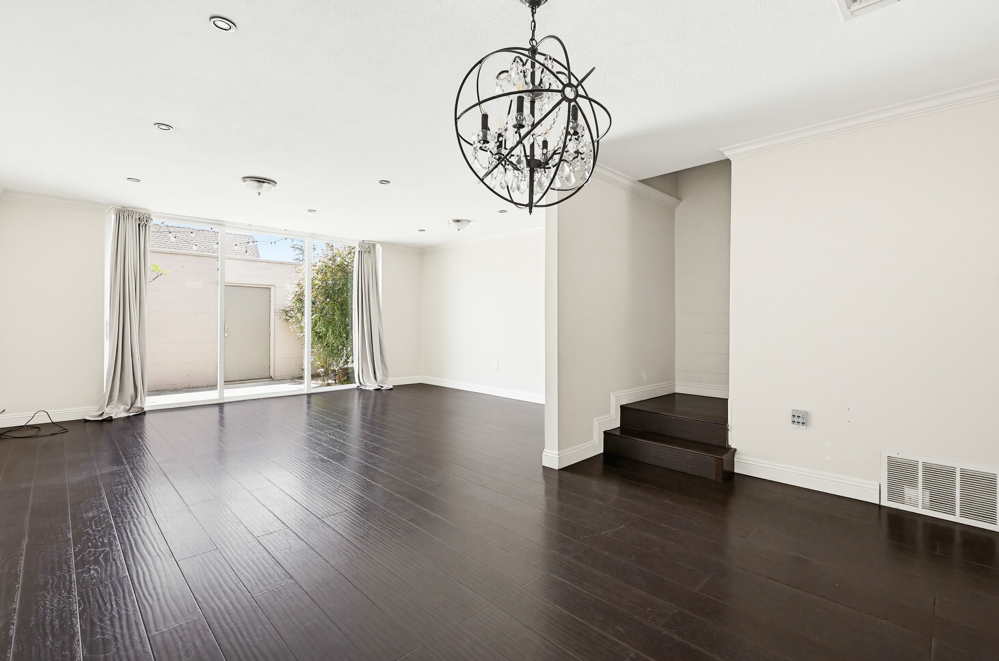 Virtual tour photo 16 of 65 for 411 C Ave