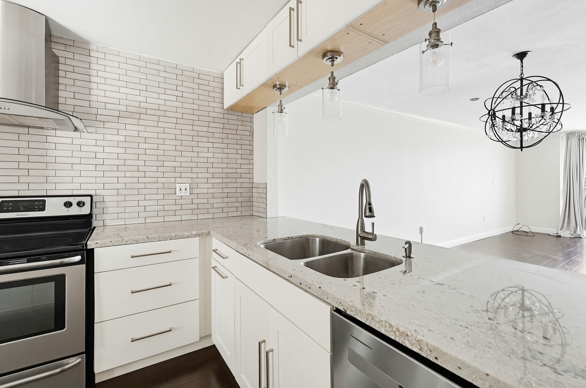 Virtual tour photo 27 of 65 for 411 C Ave