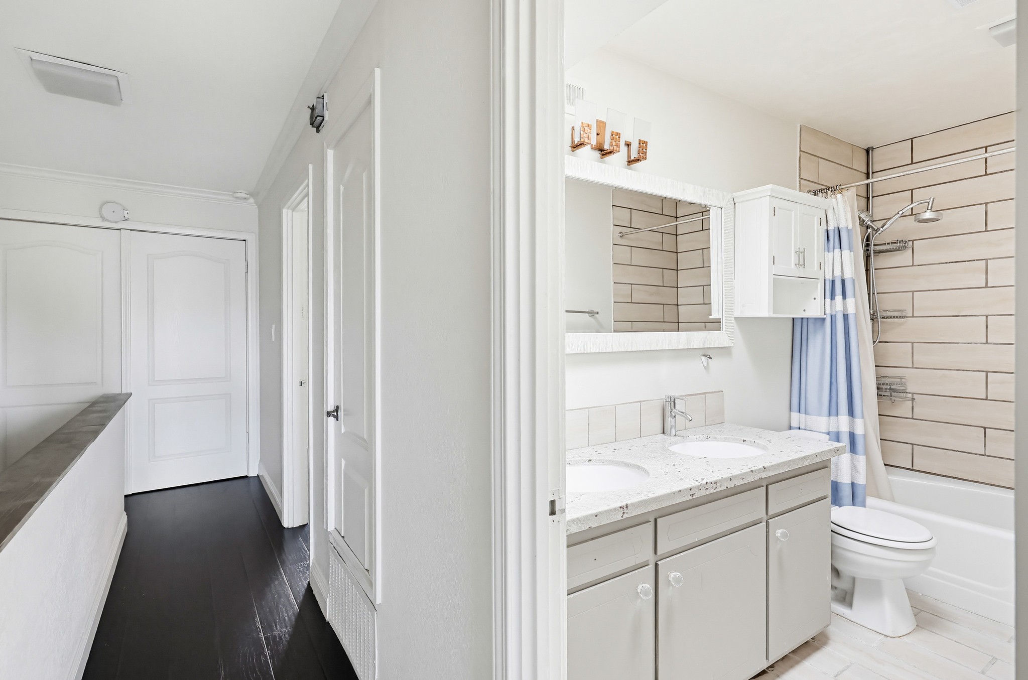 Virtual tour photo 37 of 65 for 411 C Ave