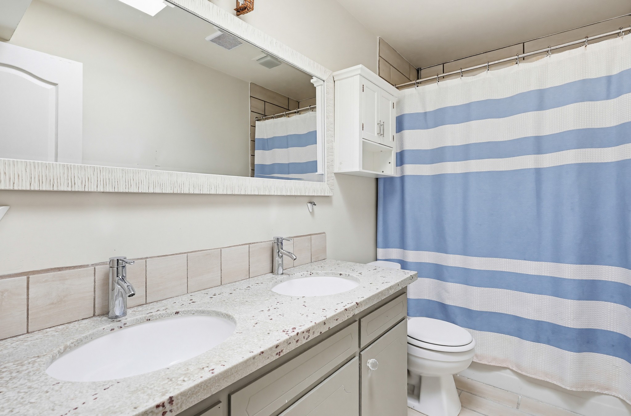 Virtual tour photo 38 of 65 for 411 C Ave