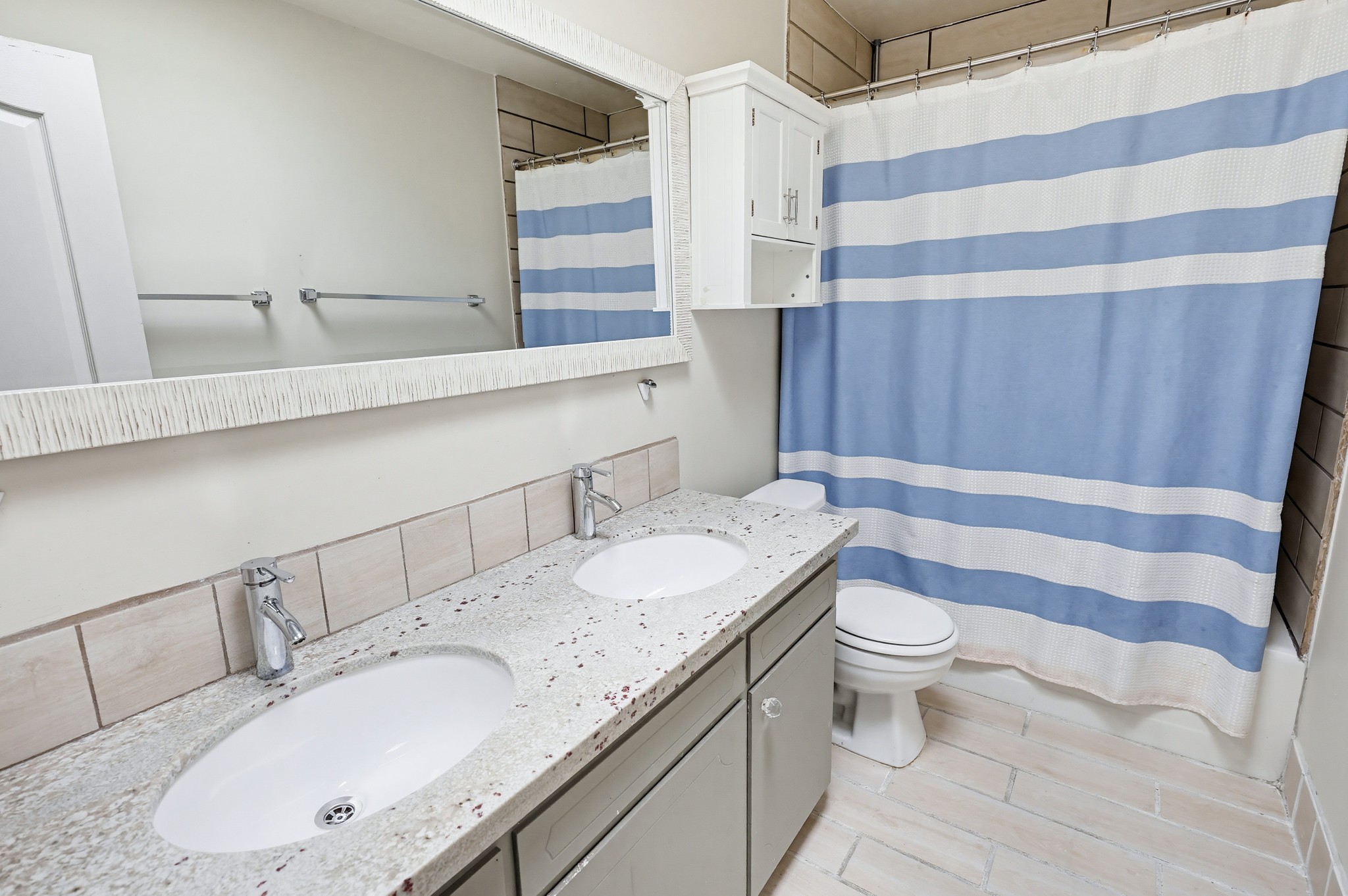 Virtual tour photo 39 of 65 for 411 C Ave