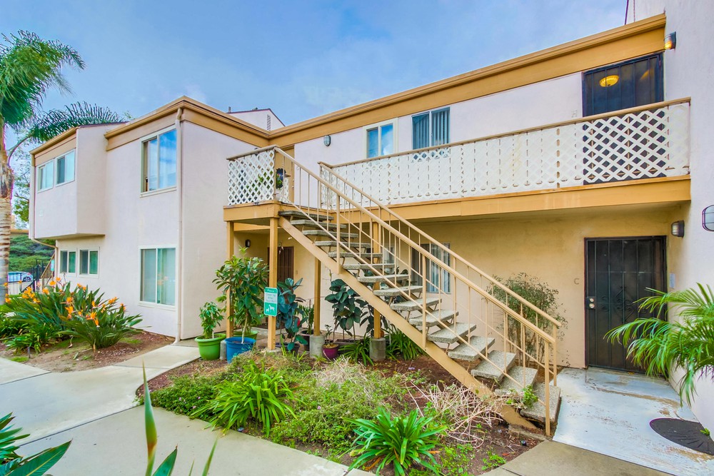 Virtual tour photo 5 of 29 for 4110 Mt Alifan Dr UNIT H